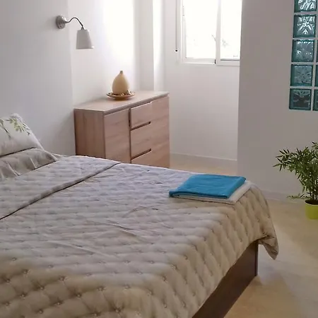 Lejlighed On Carrer Del Dr. Lluch *